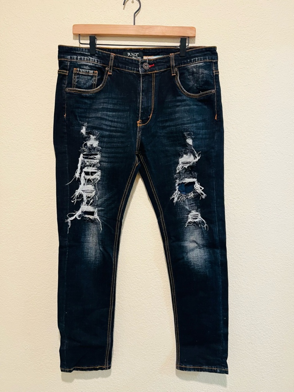 Men’s RNZ Distressed Jeans Size 36x30